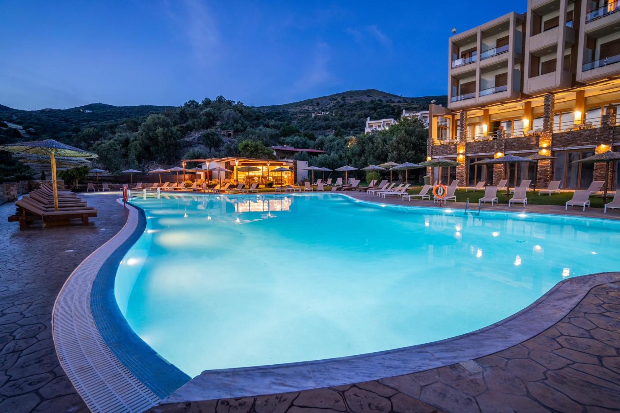 Evia Hotel & Suites Marmari  Exteriör bild