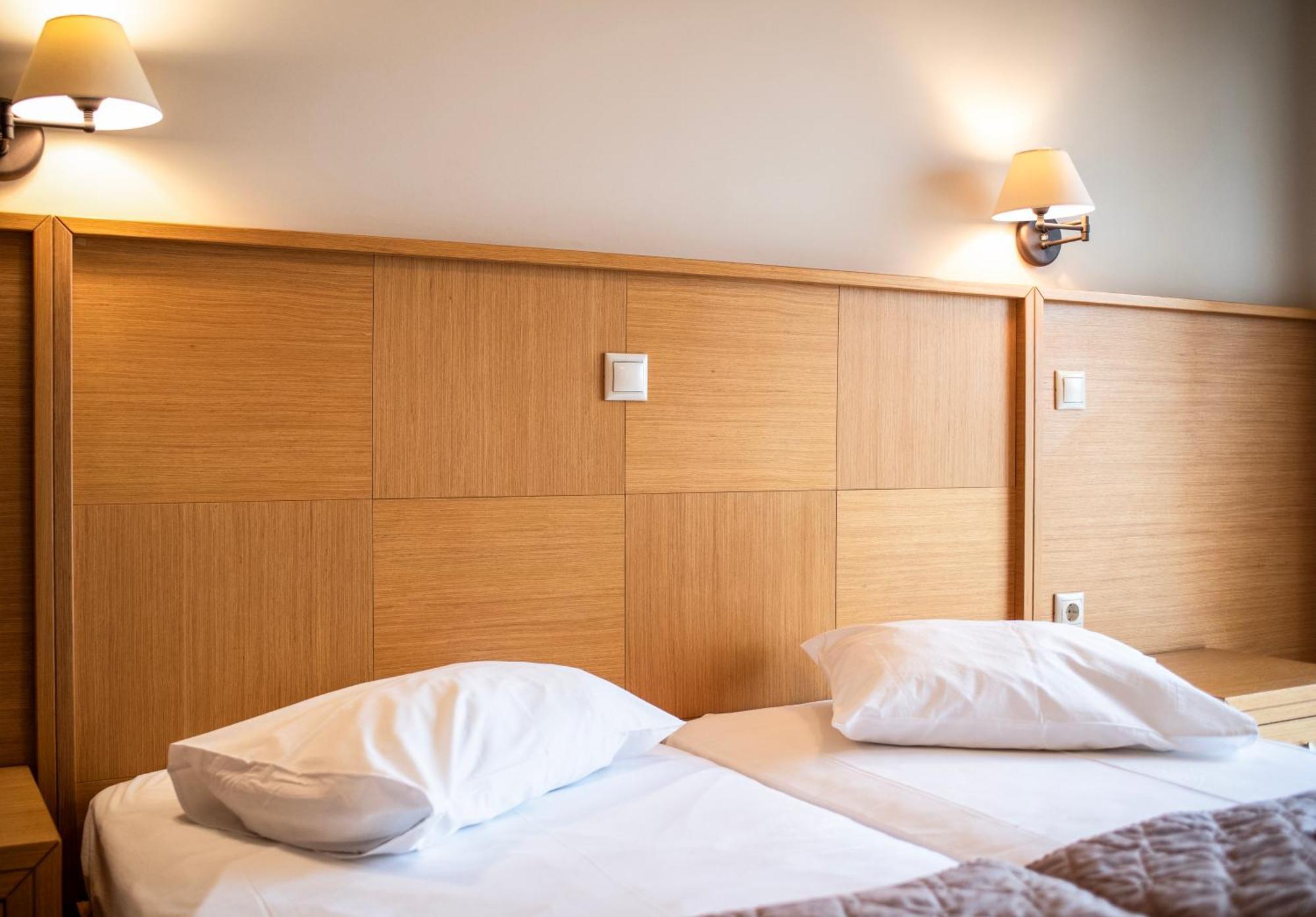 Evia Hotel & Suites Marmari  Exteriör bild
